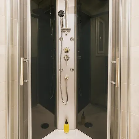 Holliday Azur Apartman