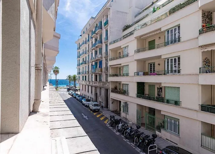 Holliday Azur * Nice