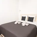 Holliday Azur Apartman