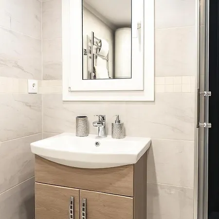 Holliday Azur Апартаменты Ницца